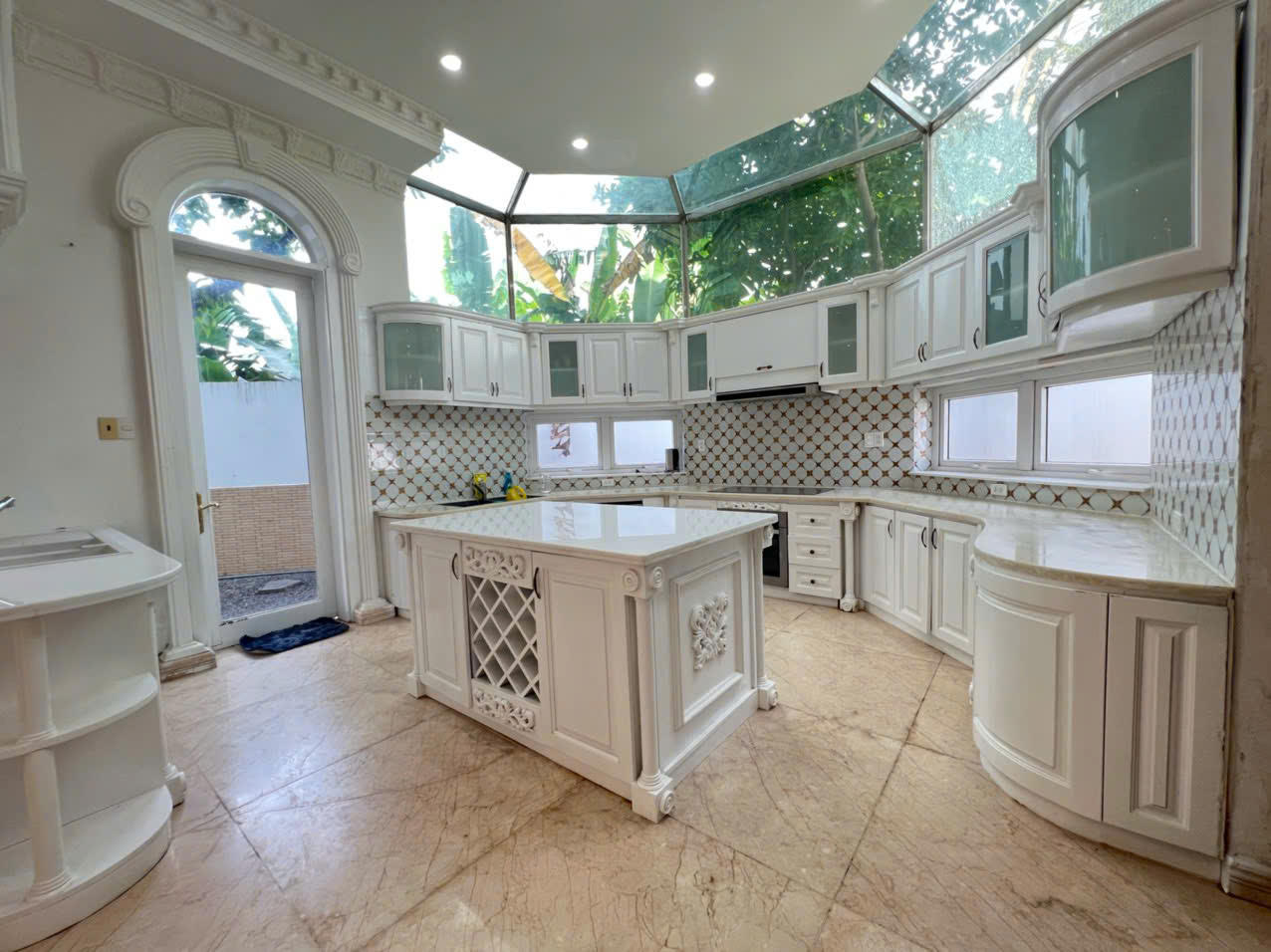 Bán Biệt Thự KDC Phú Mỹ Vạn Phát Hưng Q7 600m² Có Hồ Bơi